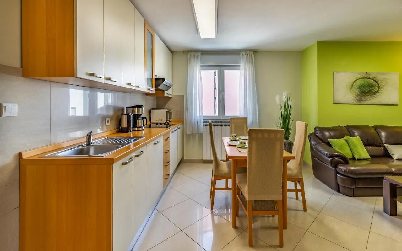 Apartments Istriensonne - Haus Stephan Medulin Hırvatistan